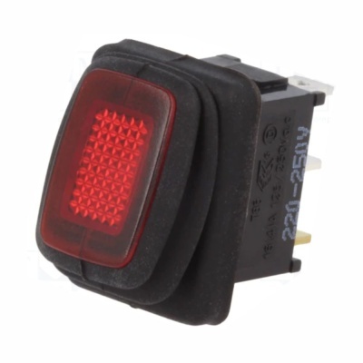 Interruptor elétrico quadrado com botão vermelho e corpo preto