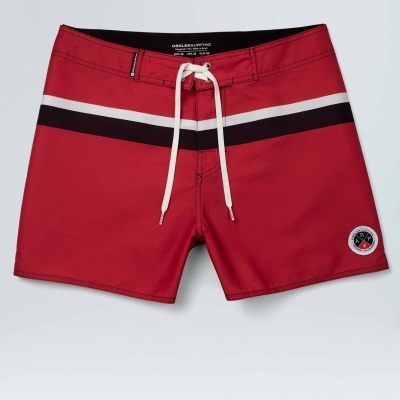 Calções de banho vermelhos com listra preta e branca e cordão branco