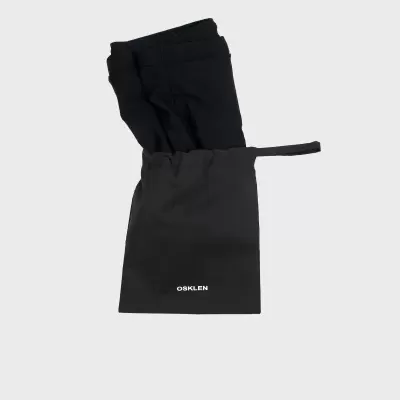 Par sombrinha preta dobrável com bolsa preta OSKLEN