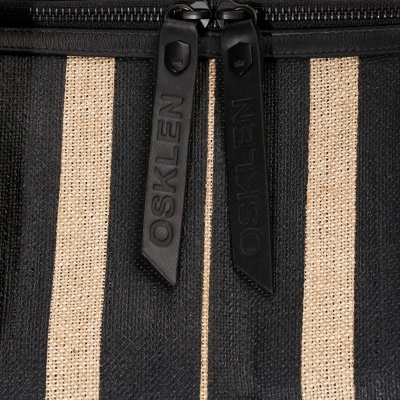 Mala às riscas preta e bege com puxadores de fecho em couro preto OSKLEN