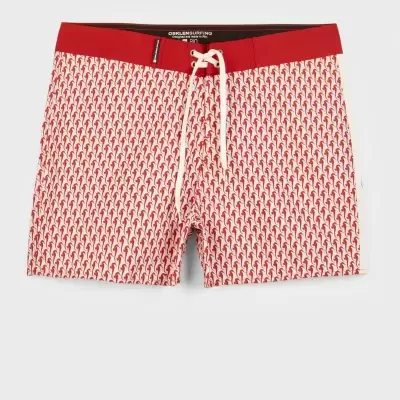 Calções de banho vermelhos e brancos com padrão de palmeiras