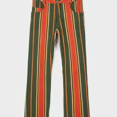 Calças riscas verticais verde, laranja, vermelho e amarelo com bolsos