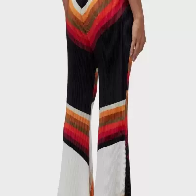 Calças geométricas coloridas caneladas