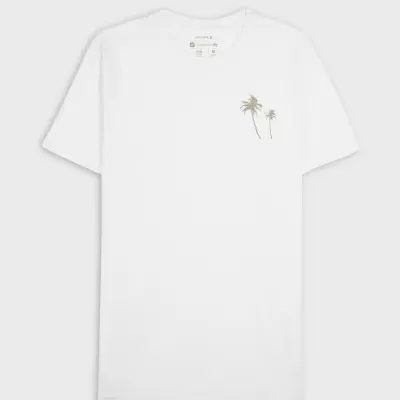 T-shirt branca com estampagem de palmeiras pequenas no peito