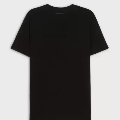 T-shirt preta de manga curta com a marca OSKLEN nas costas