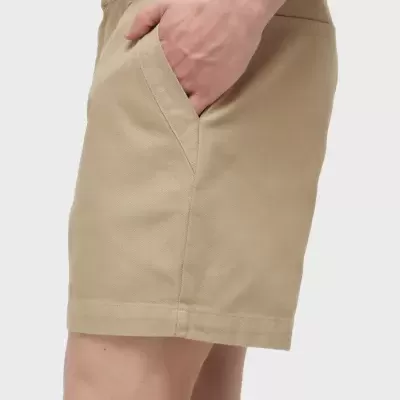 Calções bege com bolso lateral