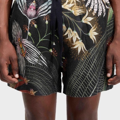 Calções masculinos florais com cintura com cordão preto