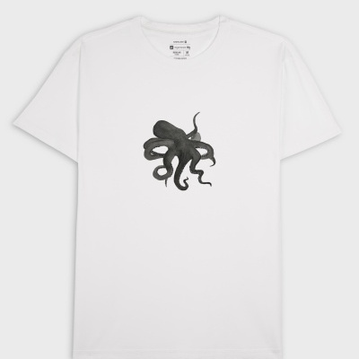 T-shirt branca com estampa de polvo preto no centro