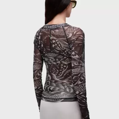 Camisola manga comprida padrão penas cinza e preto vista de costas.
