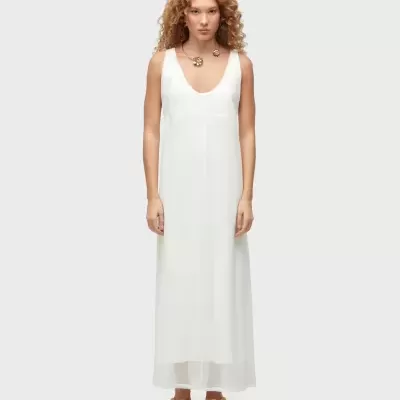 Vestido longo branco de alças largas com decote em V
