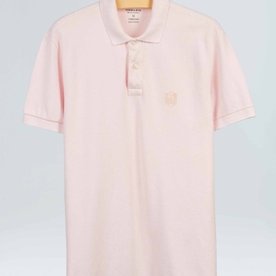 Polo rosa claro com gola e bordado OCKLEN