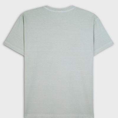 T-shirt cinza clara vista de costas