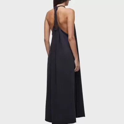 Vestido preto comprido costas descobertas e alças com nó