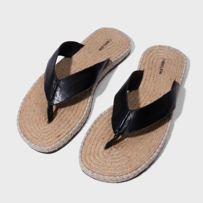 Chinelos com tira preta em pele e base de corda castanha