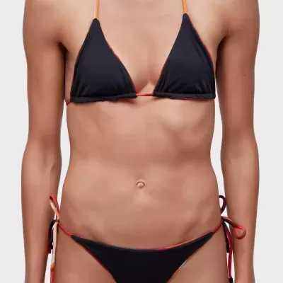 Biquíni feminino preto com bordas vermelhas e amarras laterais