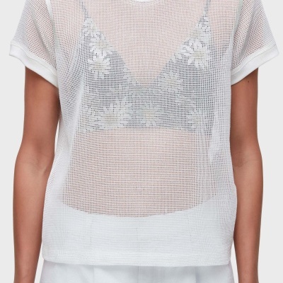 T-shirt branca transparente de malha com gola decorada e top branco