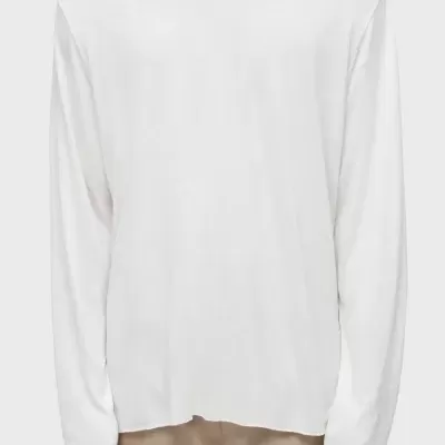 Camisola branca de manga comprida com gola redonda