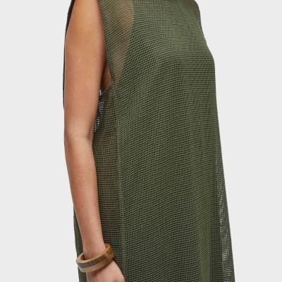 Vestido de malha verde-oliva transparente com fendas laterais