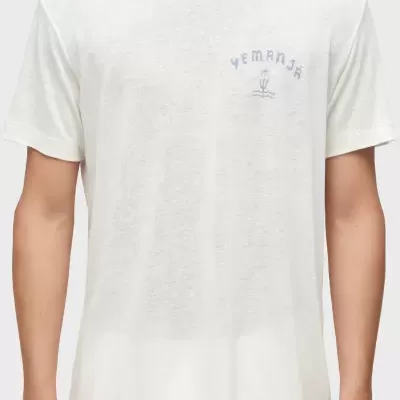 T-shirt branca com estampa azul YEMANJÁ no peito