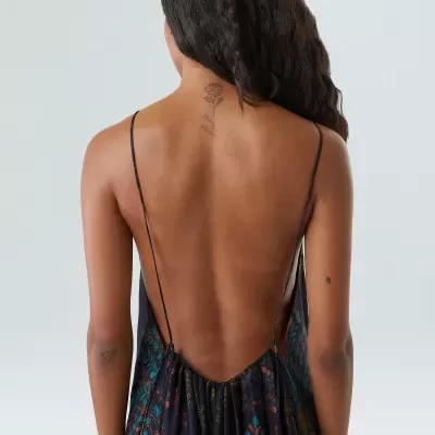 Vestido floral de alças finas com costas nuas