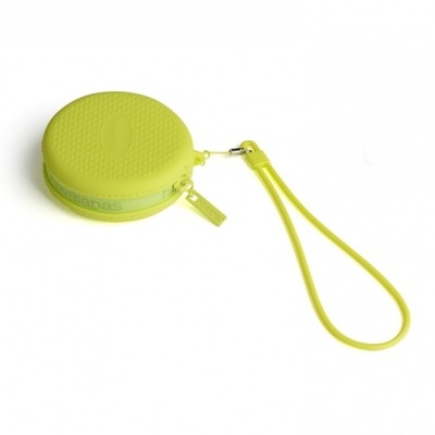 Bolsa redonda pequena amarelo-limão com alça e fecho