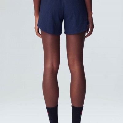 Calções curtos azuis escuros com cós elástico