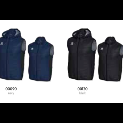 Cinco coletes acolchoados de várias cores azul, navy, preto e antracite com etiquetas e códigos de cor.