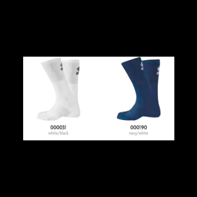 Dois pares de meias compridas: branco/preto e azul marinho/branco com códigos.