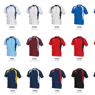 Variedade de t-shirts desportivas coloridas com código numérico