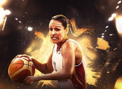 Jogadora de basquetebol com bola, uniforme branco e vermelho, fundo artístico dourado e preto