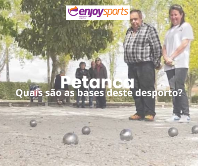 Jogo de petanca com bolas metálicas e pessoas num parque