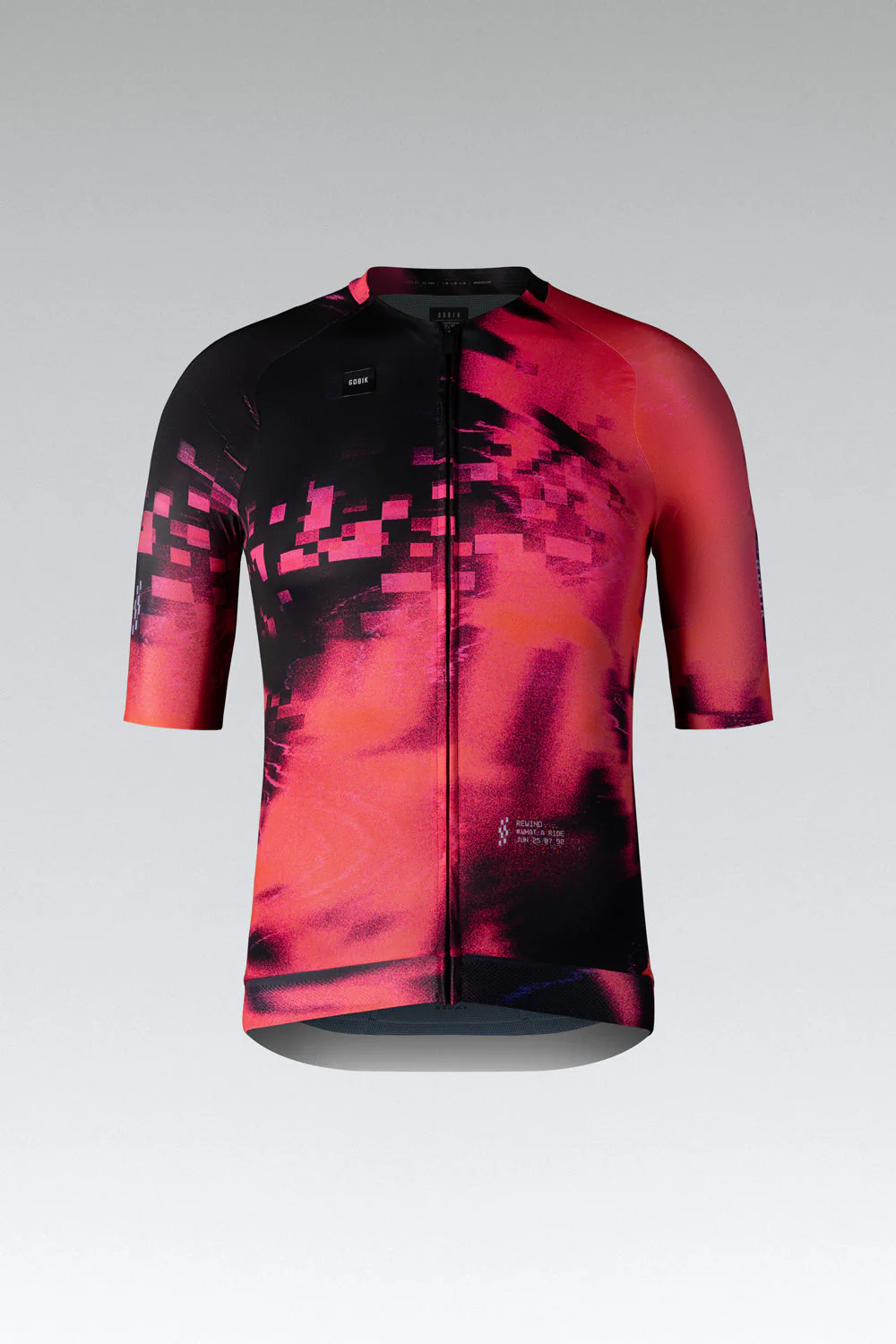 Camisola de ciclismo vermelha e preta com padrão pixelado e fecho frontal