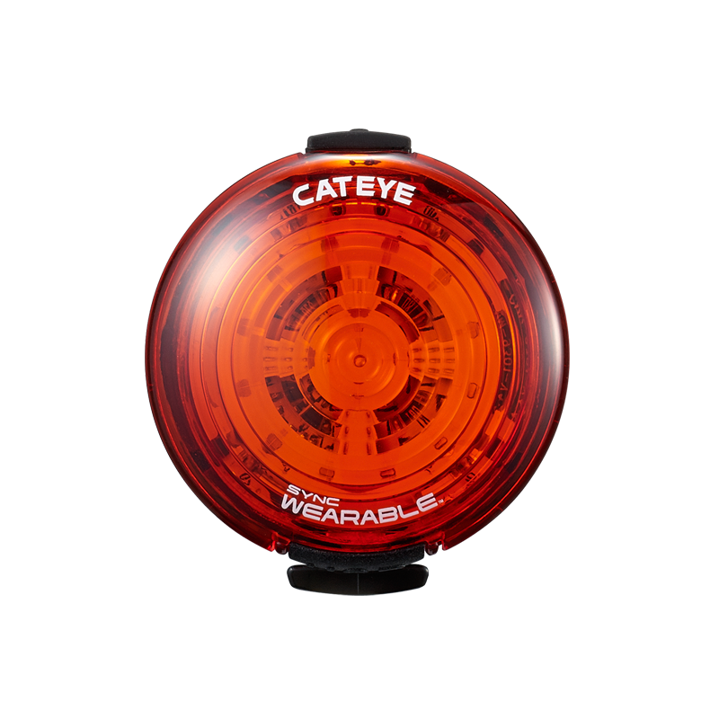 Luz de bicicleta circular vermelha com texto CATEYE SYNC WEARABLE