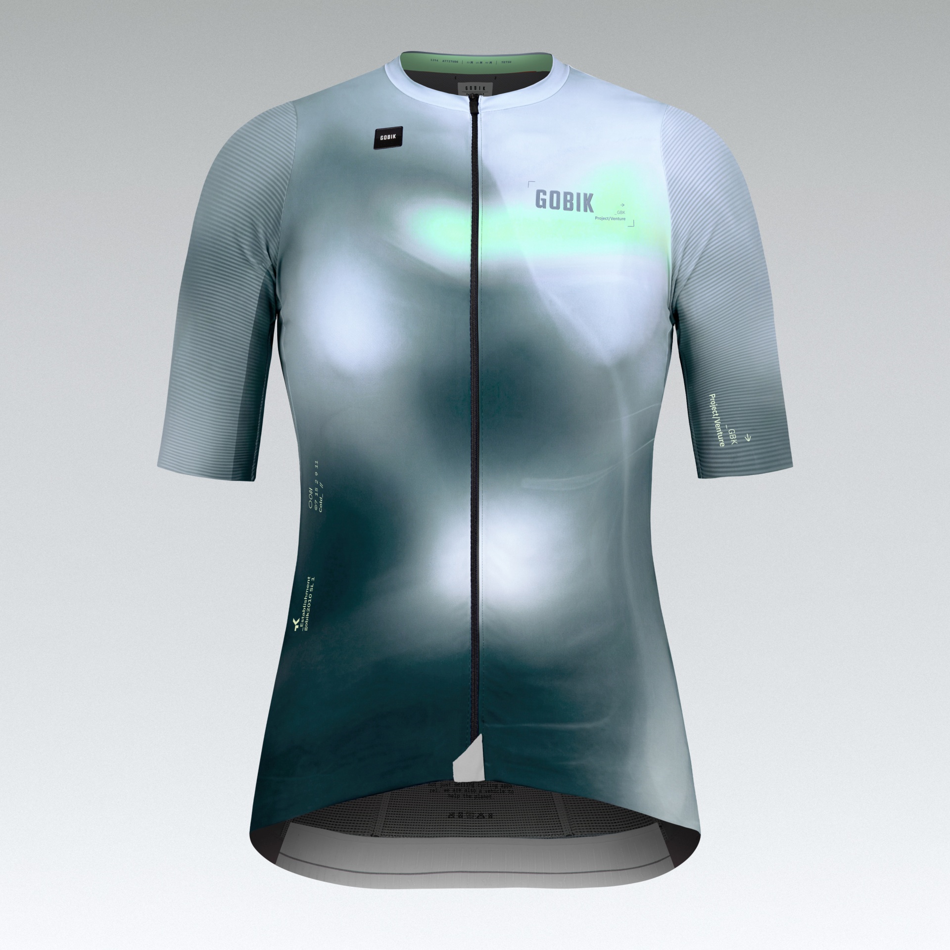 T-shirt de ciclismo cinza e azul com texto GOBIK e detalhes em tecido tecnológico