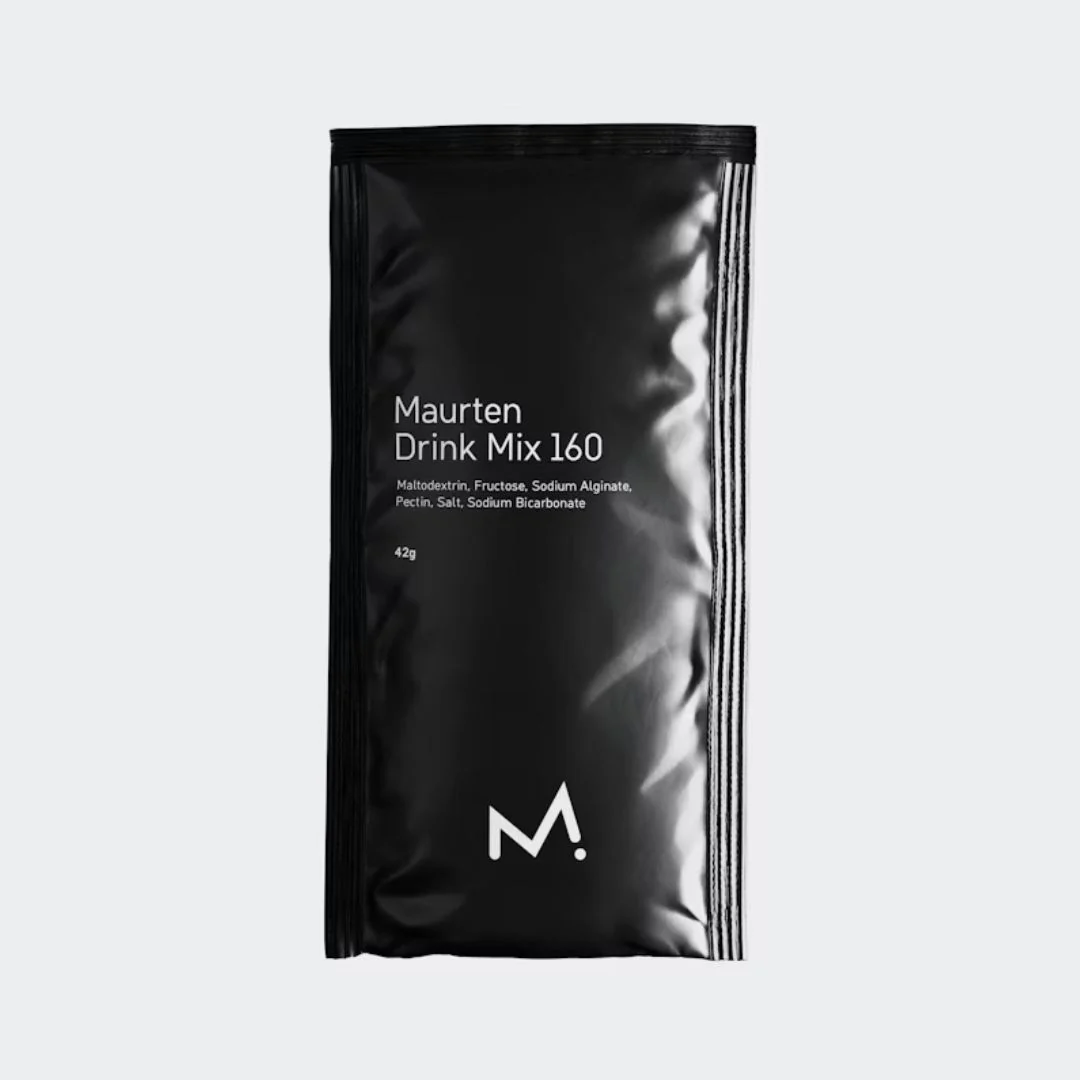 Pacote preto do produto Maurten Drink Mix 160 com texto branco