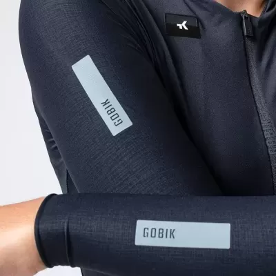 JERSEY&#x20;MANGA&#x20;COMPRIDA&#x20;GOBIK&#x20;AVALON&#x20;UNISEX&#x20;INK&#x20;BLACK