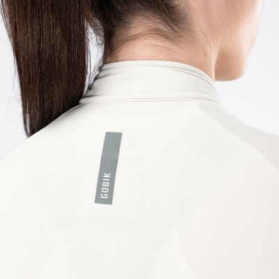 JERSEY&#x20;MANGA&#x20;COMPRIDA&#x20;GOBIK&#x20;PACER&#x20;SOLID&#x20;2.0&#x20;WOMEN&#x20;CREPE