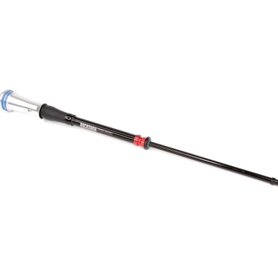 Ferramenta longa preta e prateada com detalhe vermelho e componente azul