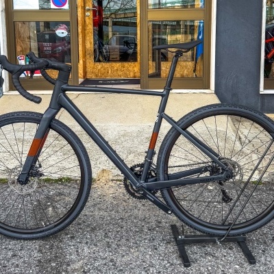 BICICLETA&#x20;SCOTT&#x20;SPEEDSTER&#x20;GRAVEL&#x20;60