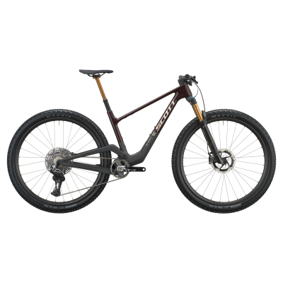 Bicicleta de montanha com quadro preto e borgonha,