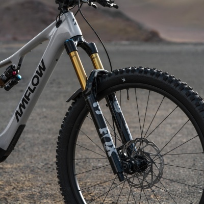 BICICLETA&#x20;EL&#x00C9;TRICA&#x20;AMFLOW&#x20;PX&#x20;CARBON&#x20;PRO&#x20;700Wh