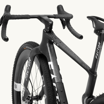 BICICLETA&#x20;FACTOR&#x20;ELARA&#x20;SRAM&#x20;FORCE&#x20;XPLR&#x20;AXS&#x20;1X13&#x20;CARBONO&#x20;PRETO