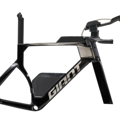 Quadro de bicicleta de triatlo preto GIANT em fibra de carbono com suporte para garrafa e guiador aerodinâmico