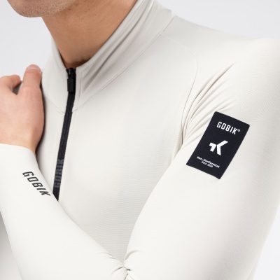 JERSEY&#x20;MANGA&#x20;COMPRIDA&#x20;GOBIK&#x20;PACER&#x20;SOLID&#x20;2.0&#x20;MEN&#x20;CREPE