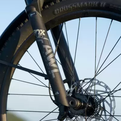 BICICLETA&#x20;EL&#x00C9;TRICA&#x20;AMFLOW&#x20;TL&#x20;CARBON&#x20;800Wh