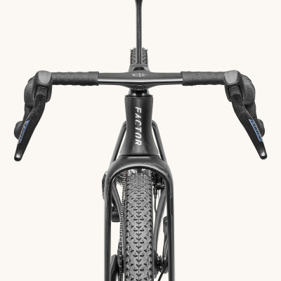 BICICLETA&#x20;FACTOR&#x20;ELARA&#x20;SRAM&#x20;FORCE&#x20;XPLR&#x20;AXS&#x20;1X13&#x20;CARBONO&#x20;PRETO