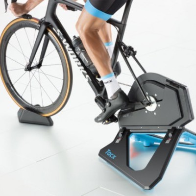 SIMULADOR&#x20;DE&#x20;TREINO&#x20;TACX&#x20;NEO&#x20;2T&#x20;SMART