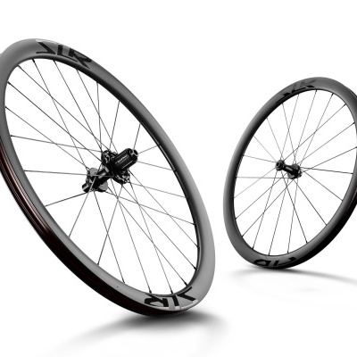 PAR&#x20;DE&#x20;RODAS&#x20;GIANT&#x20;SLR1