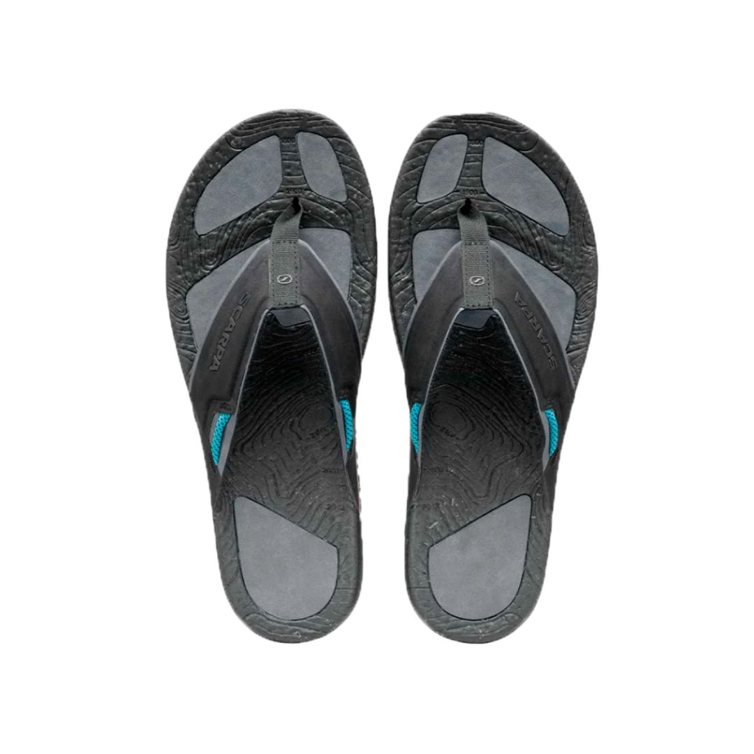 Chinelos de dedo pretos com detalhes cinza e azul