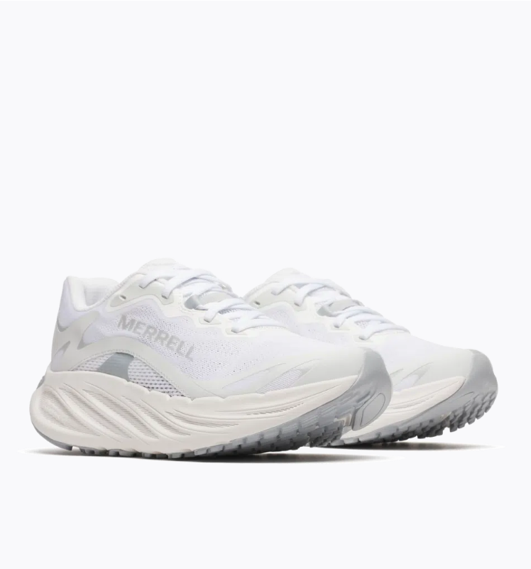 Sapatos desportivos brancos Merrell com sola cinzenta